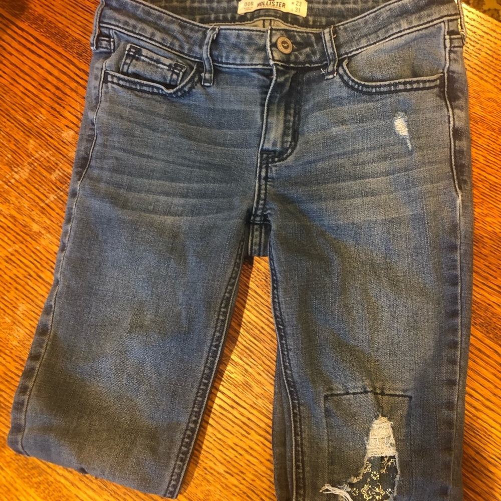 Hollister skinny jeans, 2 insets in front, 00R